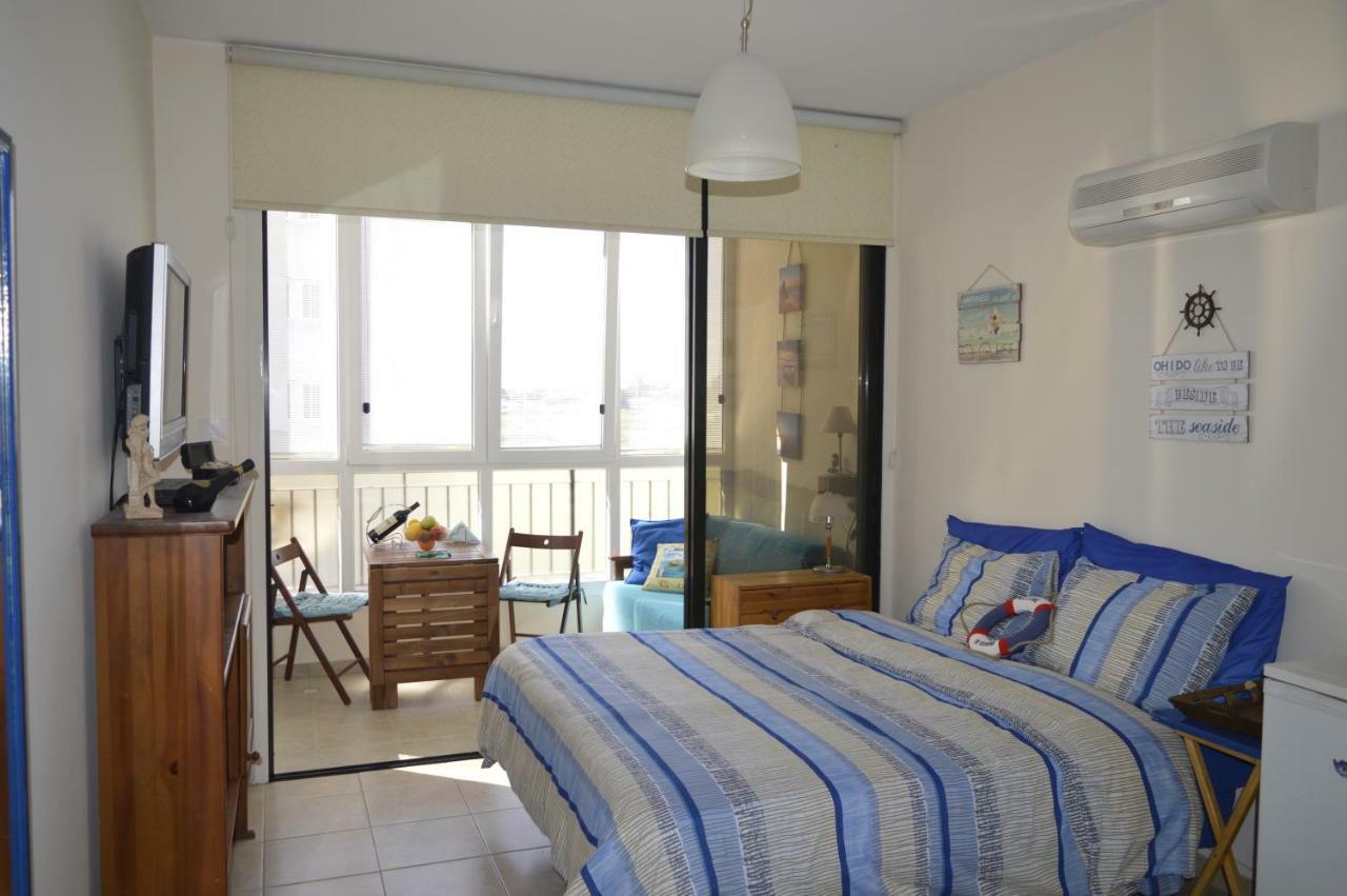 Montehugh Apartment Larnaca Bagian luar foto
